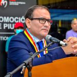 Gabriel Madrid Orué, alcalde provincial de Piura, enfrenta un complejo escenario legal y político tras una condena judicial en primera instancia por violencia familiar, que pone en riesgo sus aspiraciones al Gobierno Regional en las elecciones de 2026.