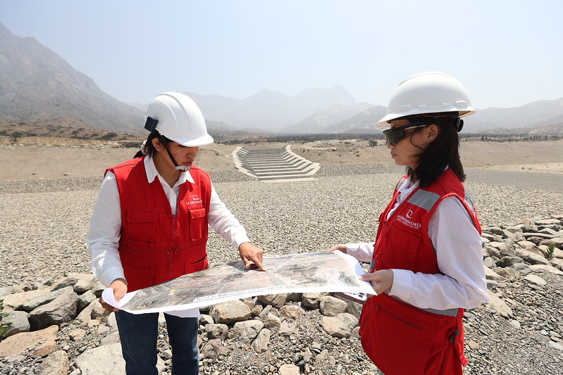Reconstrucción con Cambios obras públicas Contraloría