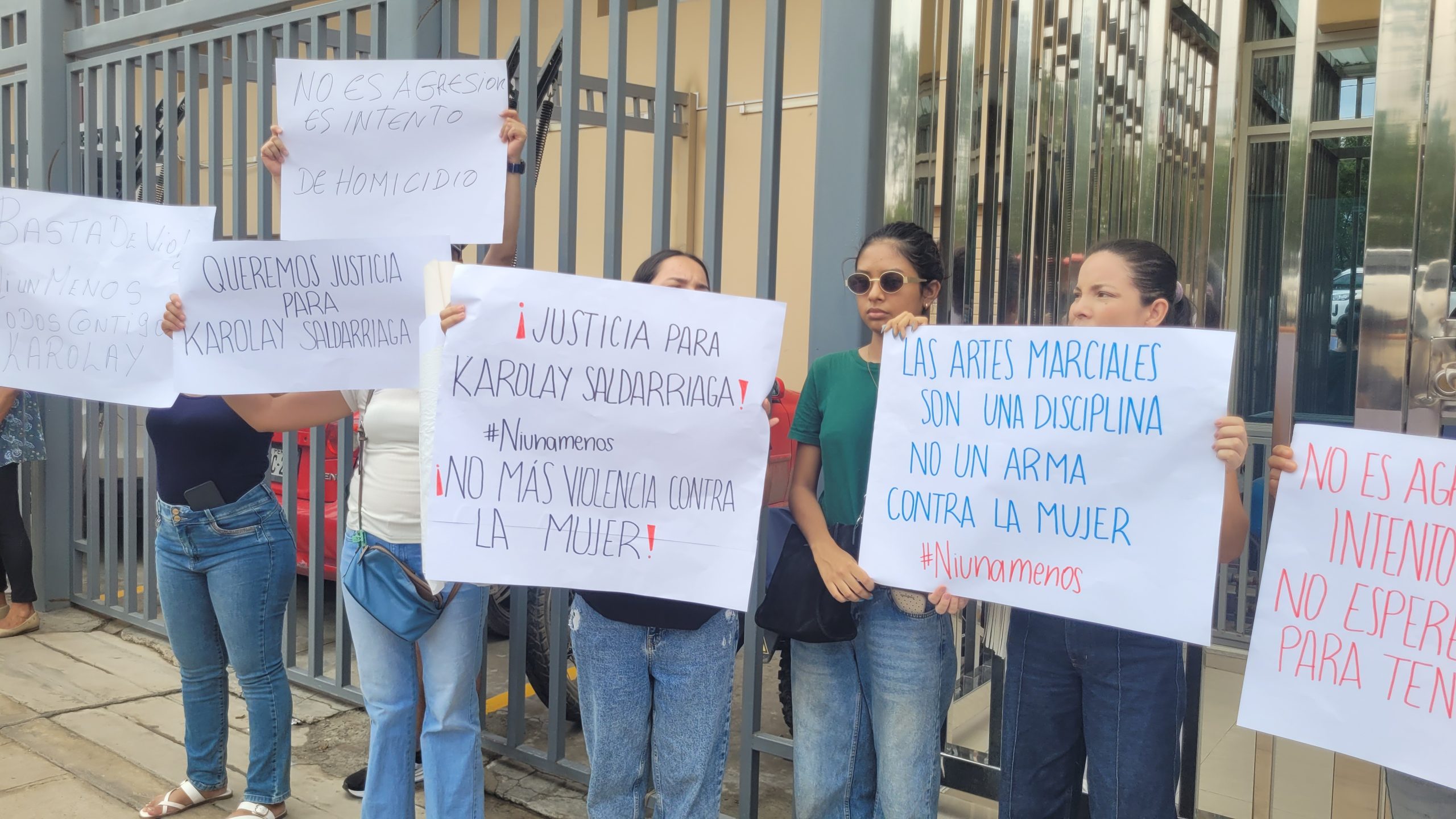 Piura: reprograman audiencia de investigado por presunta agresión a Karolay Saldarriaga